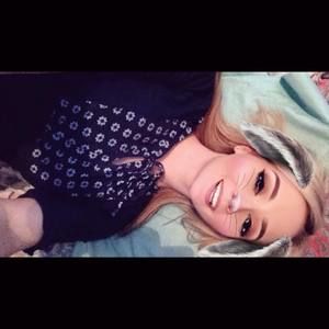 Meet your Posher, Kaitlyn