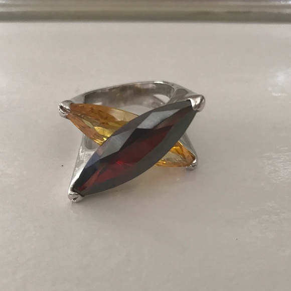 Jewelry - Yellow & Red Crystal Stone Ring