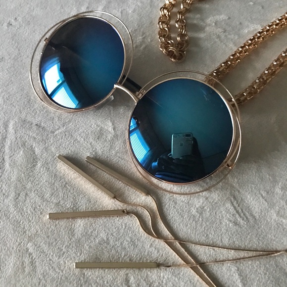 ✨New! Boho Babe Blue & Gold Mirror Sunnies - Picture 4 of 5