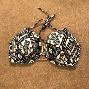 Bombshell Bikini top!!