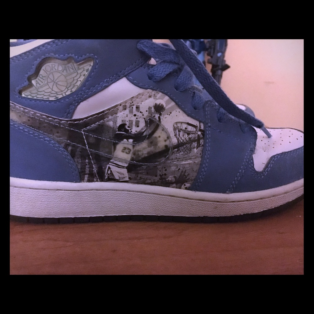 Jordan's size 4.5 Youth