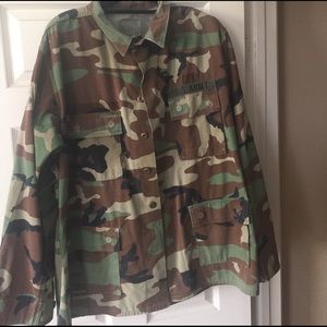 US Army camouflage jacket size XL