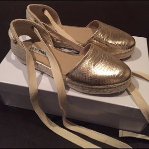 Steve Madden espadrilles