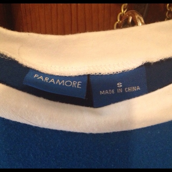 ❌SOLD❌ paramore t-shirt - Picture 2 of 4