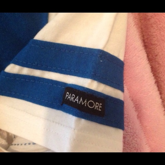 ❌SOLD❌ paramore t-shirt - Picture 4 of 4