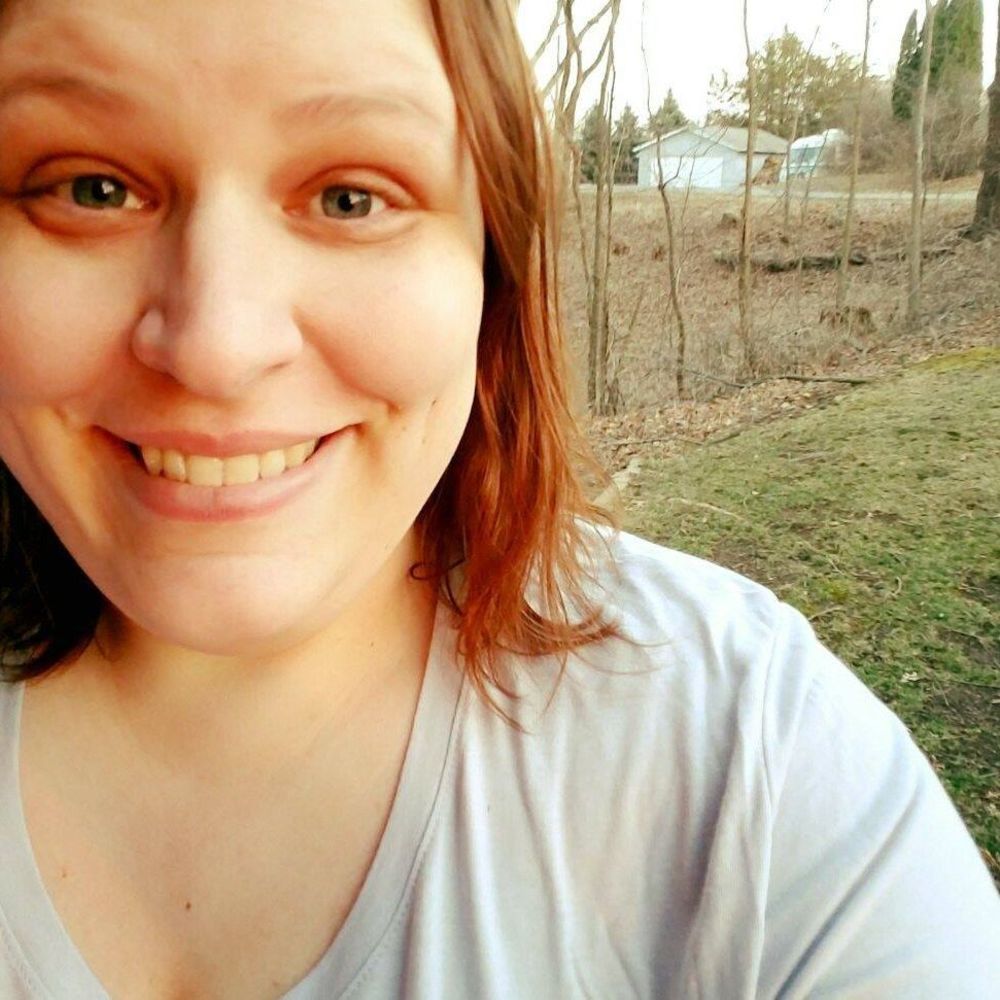 Meet your Posher, Crystal