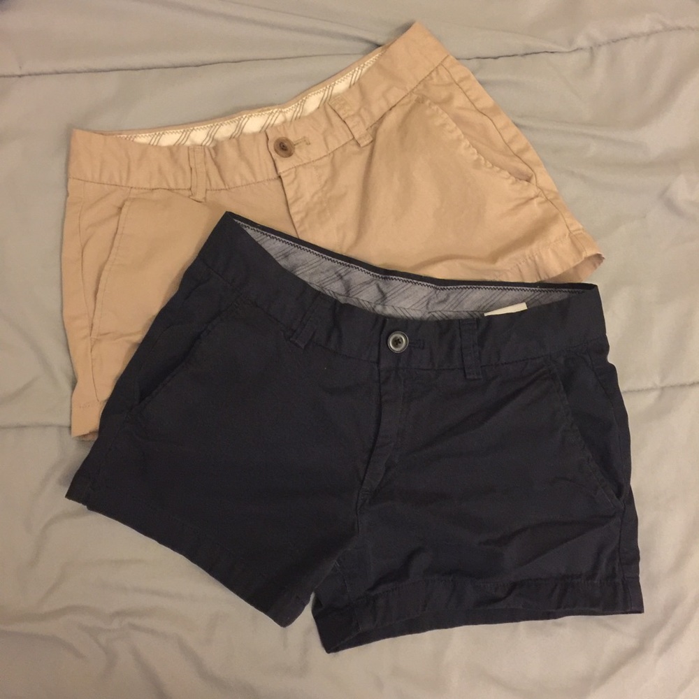 Bundle: 2 pairs Uniqlo shorts