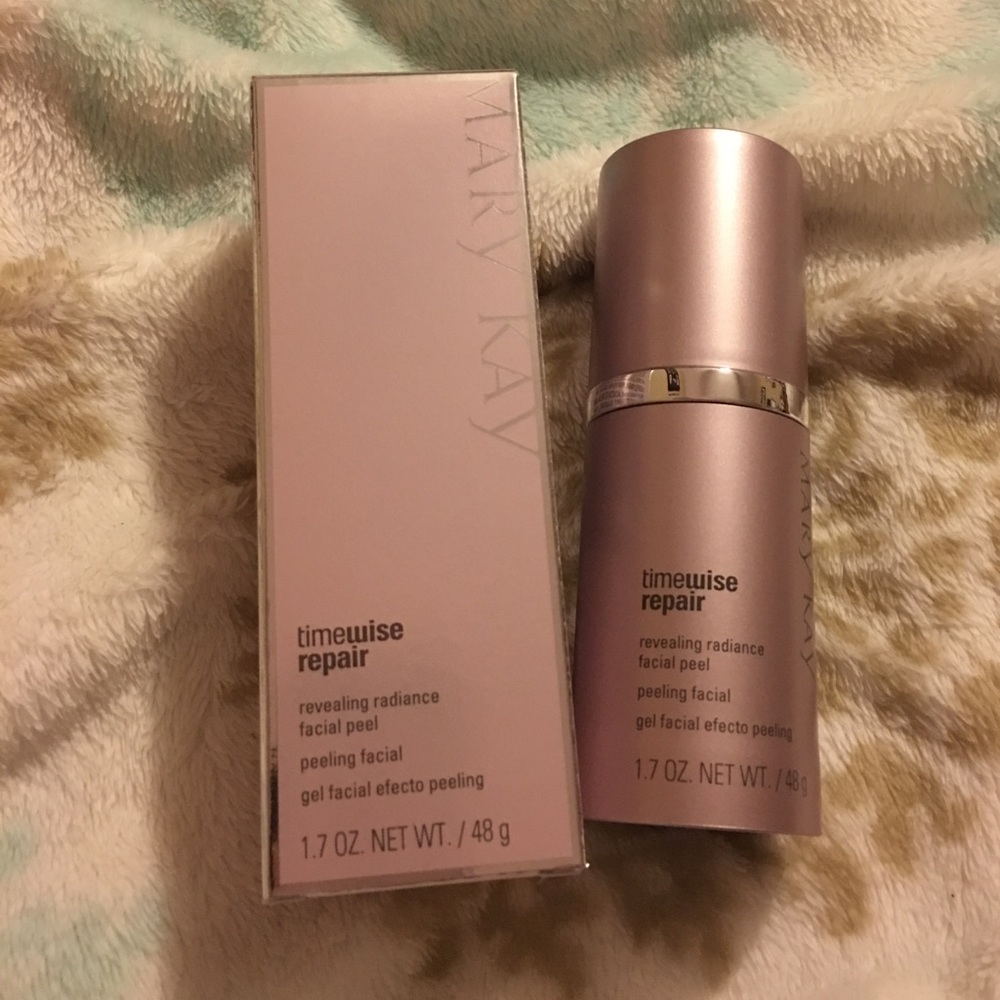 Revealing Radiance Facial Peel