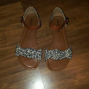 Navy and cream floral sandals