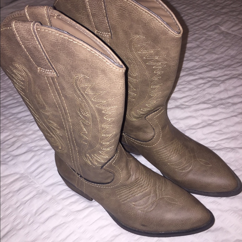 Brown cowboy boots
