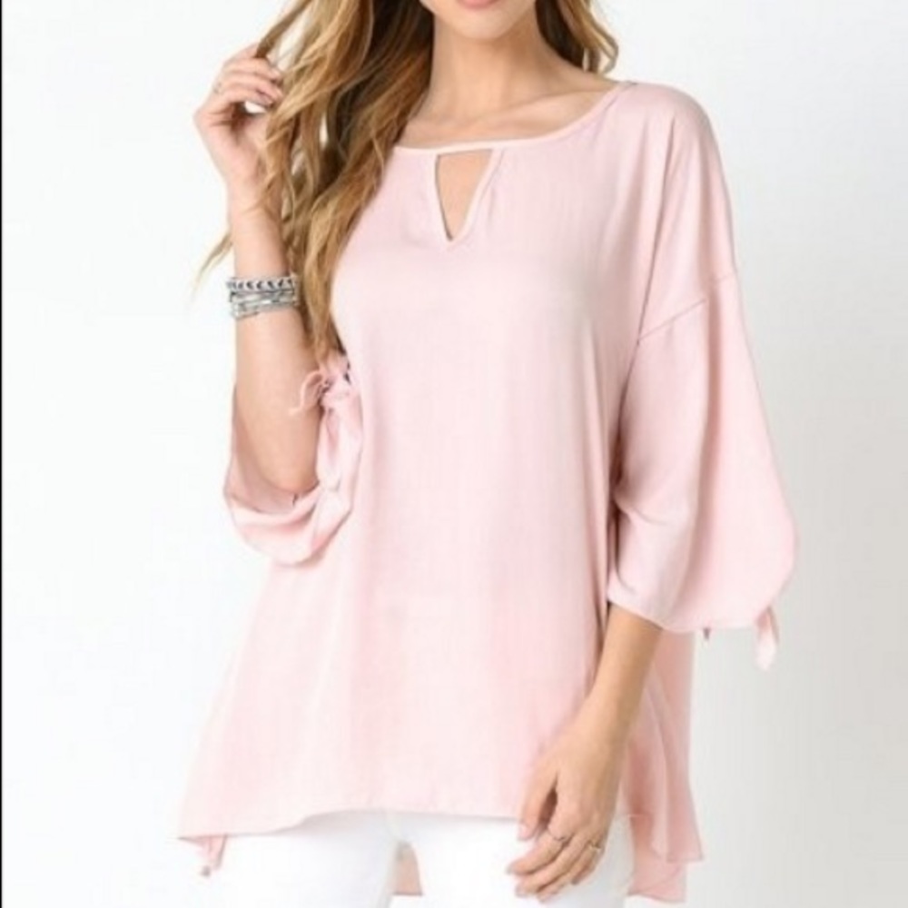 Keyhole Tie Sleeve Shirt