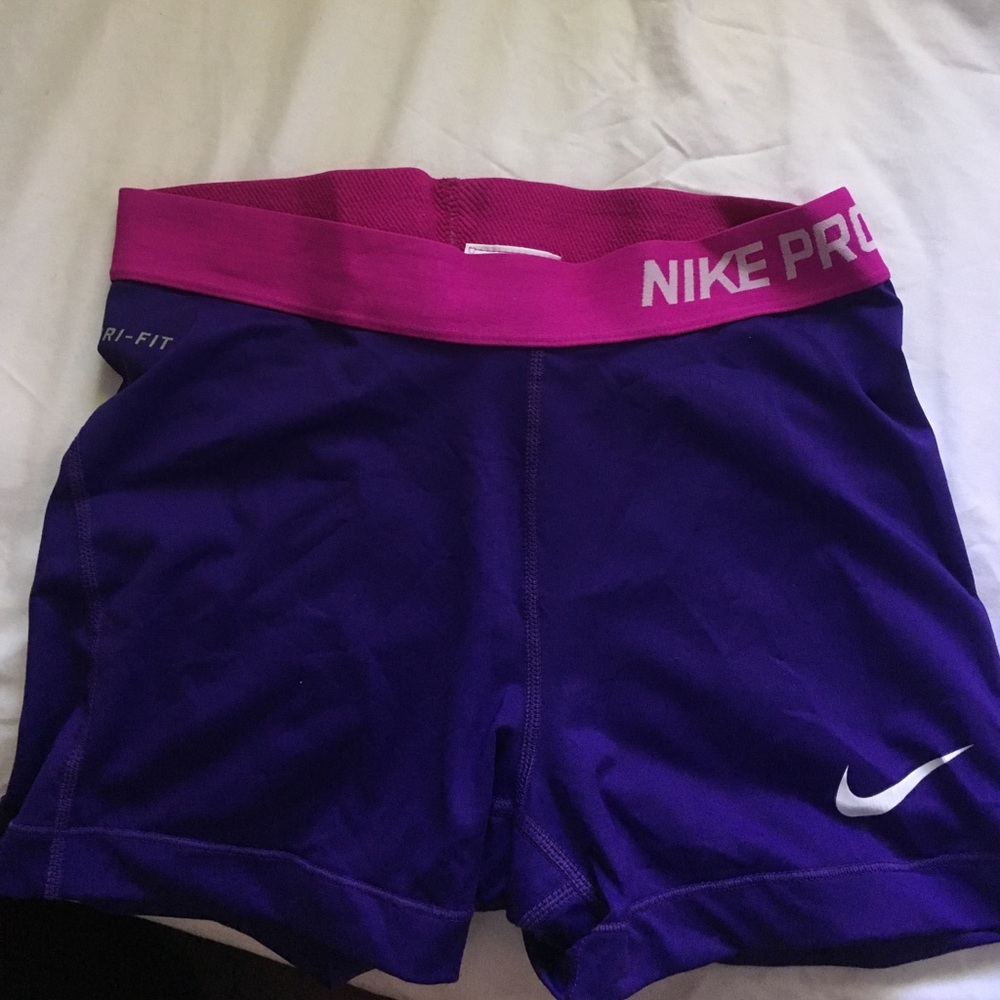 Purple and magenta Nike pro spandex