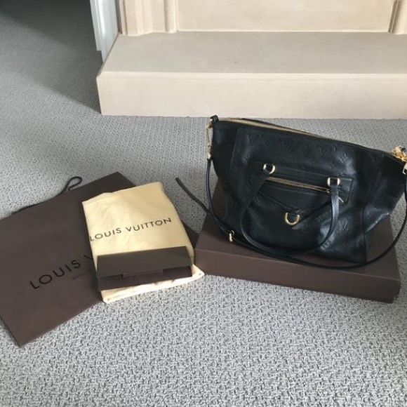 Sold on T- Louis Vuitton shoulder bag - Picture 7 of 8