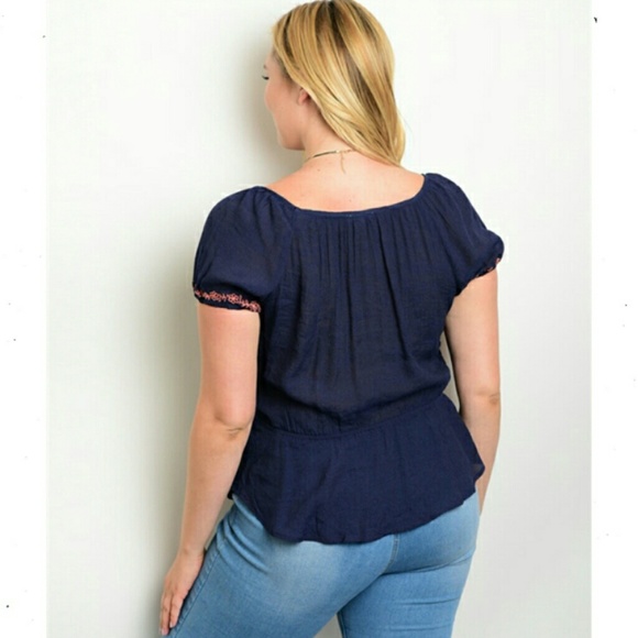 (Plus) Curvy Boho Navy Woven Top - Picture 2 of 2