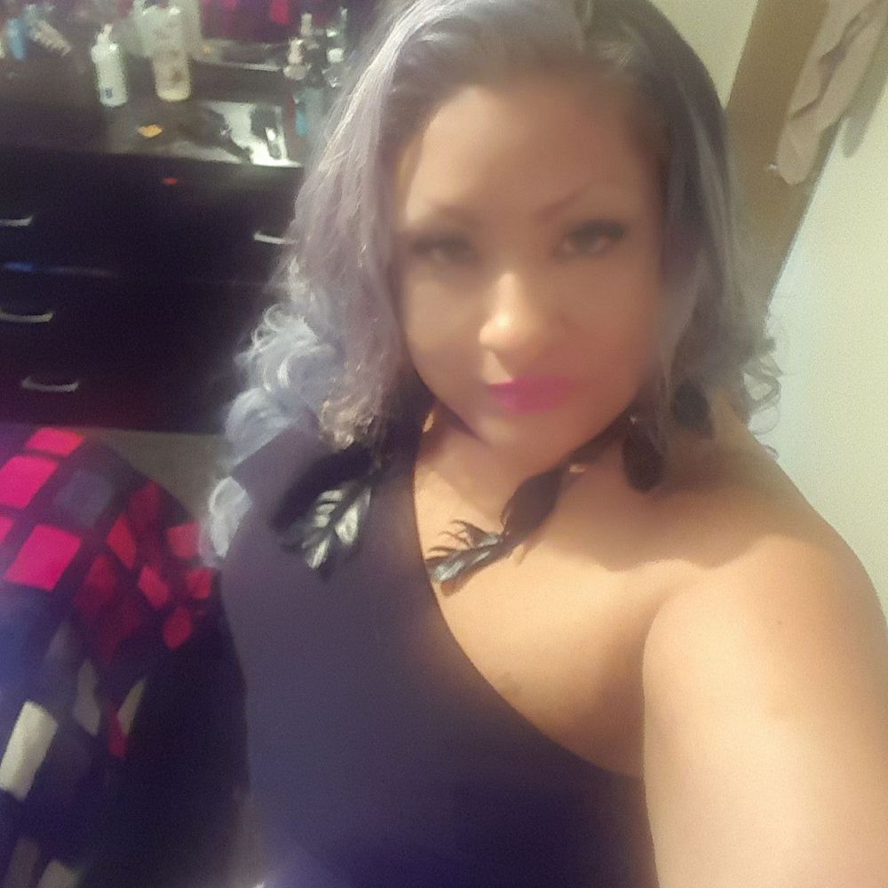 Meet your Posher, Alicia