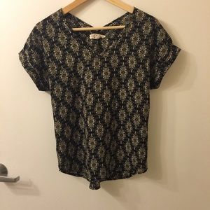 FREE* patterned double v-neck tee