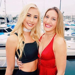 Meet your Posher, Maxine