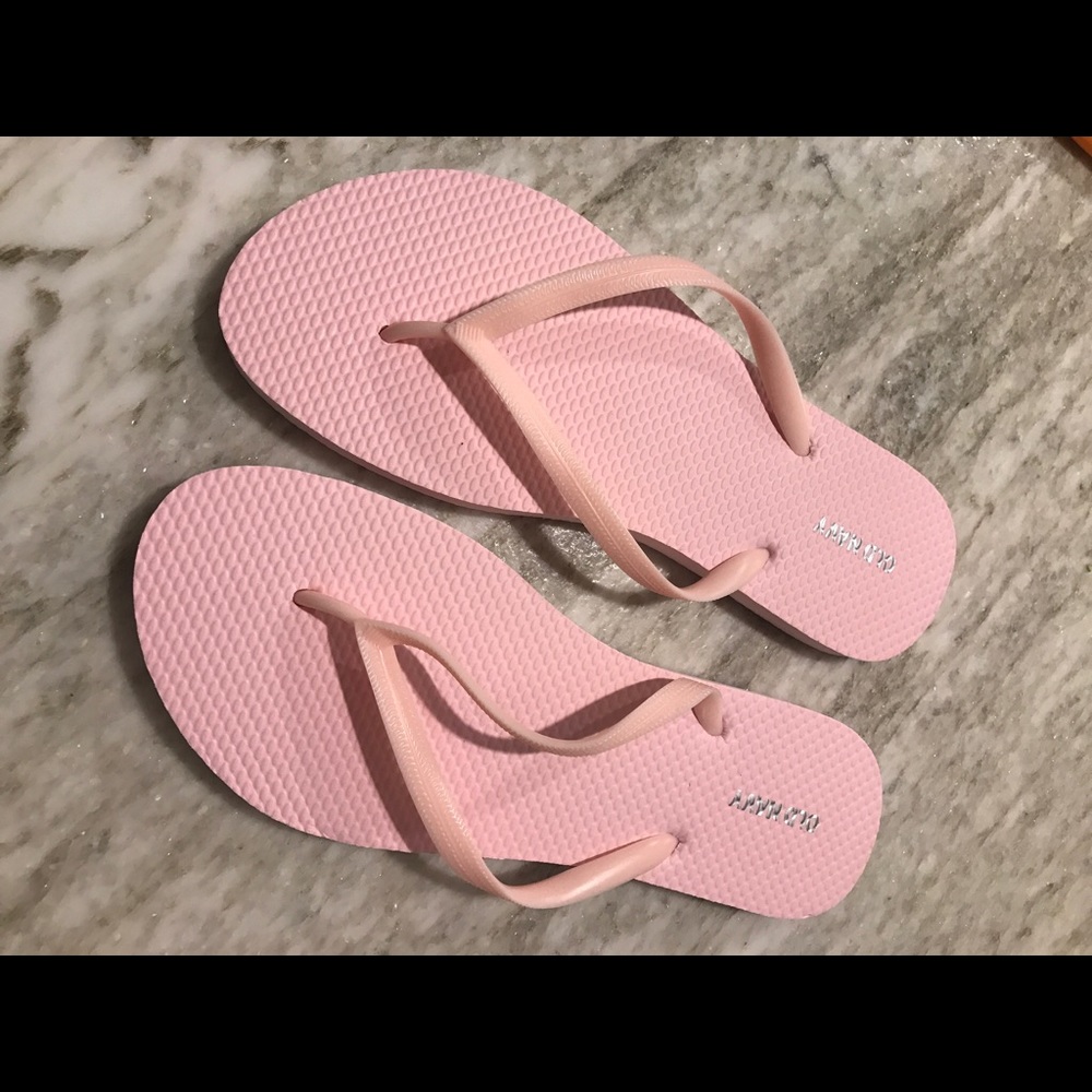 Old navy flip flops