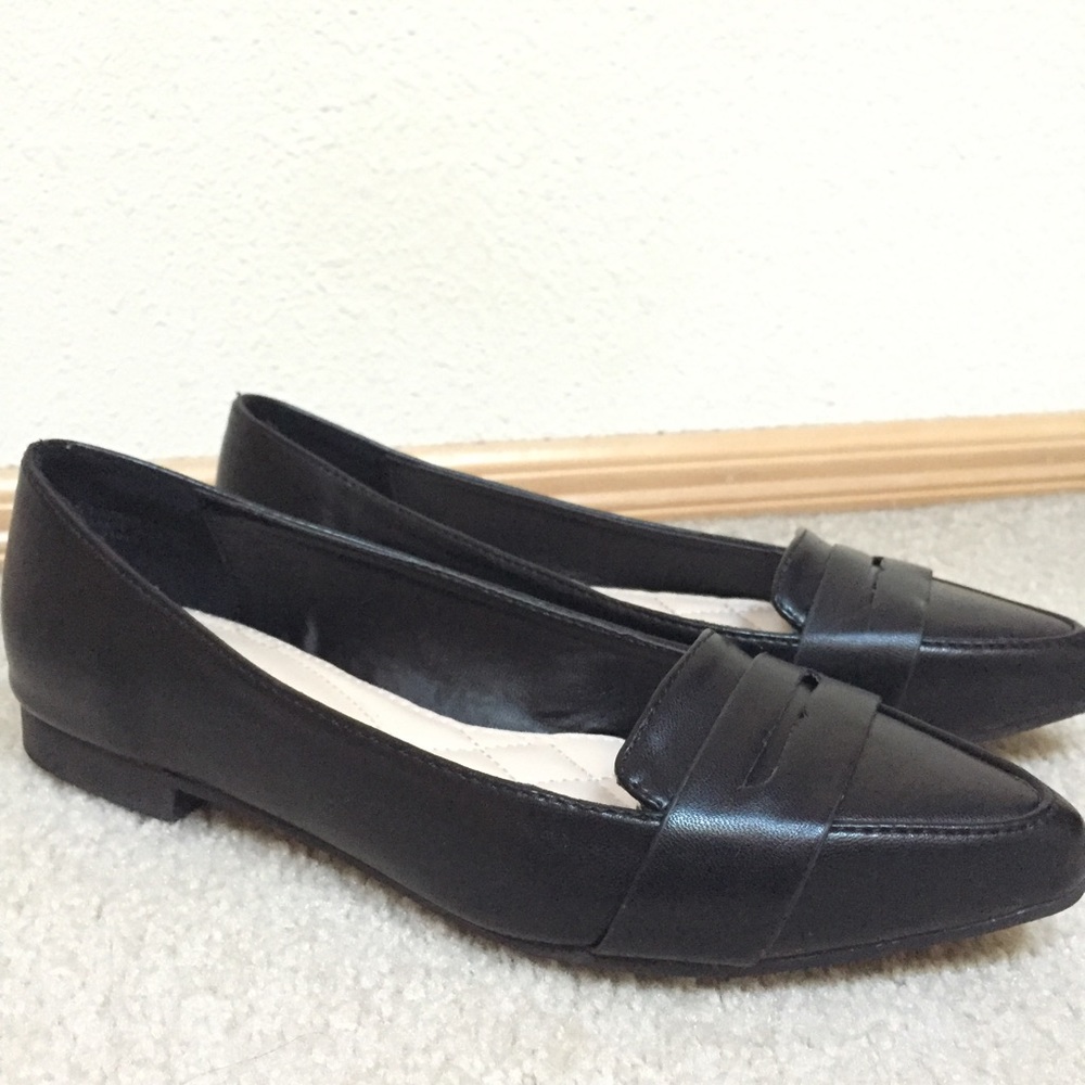 Black bamboo flats