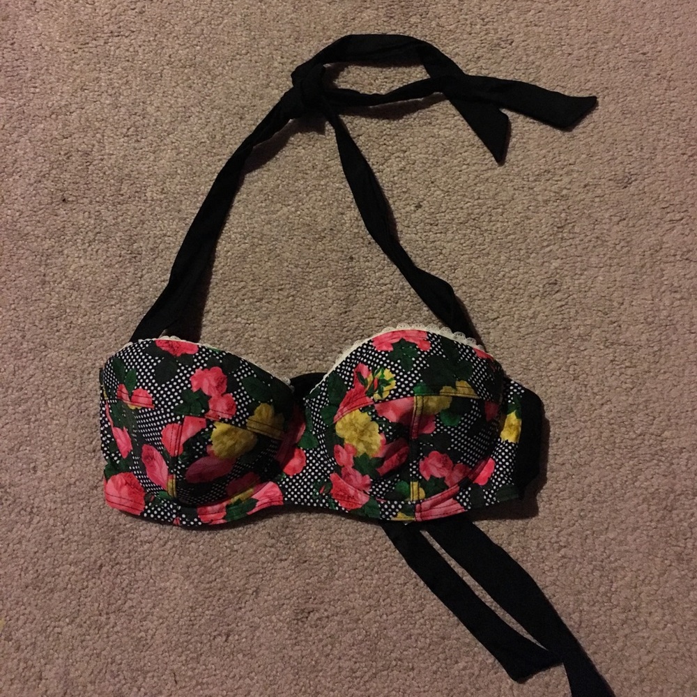 Flowery Bikini Top