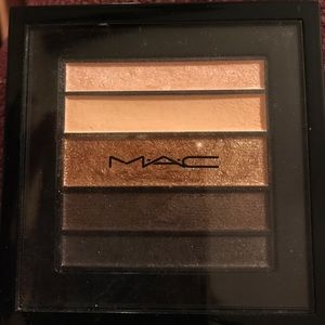 MAC Copperluxe pearlfusion shadow palette
