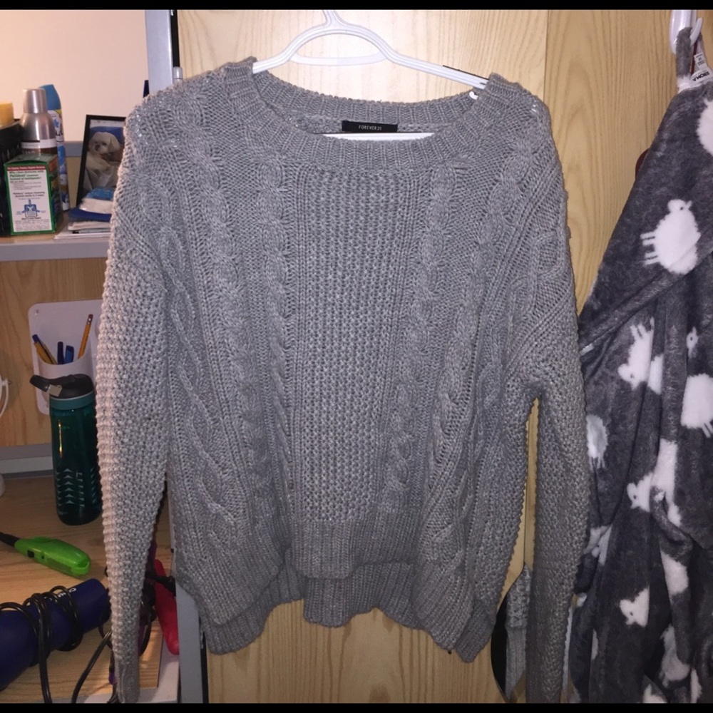 Forever 21 Gray Sweater