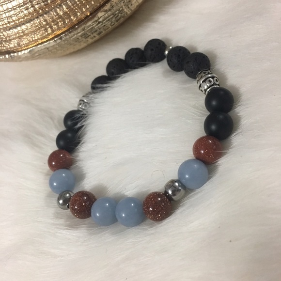 Handmade natural gemstone bracelet - Picture 3 of 3