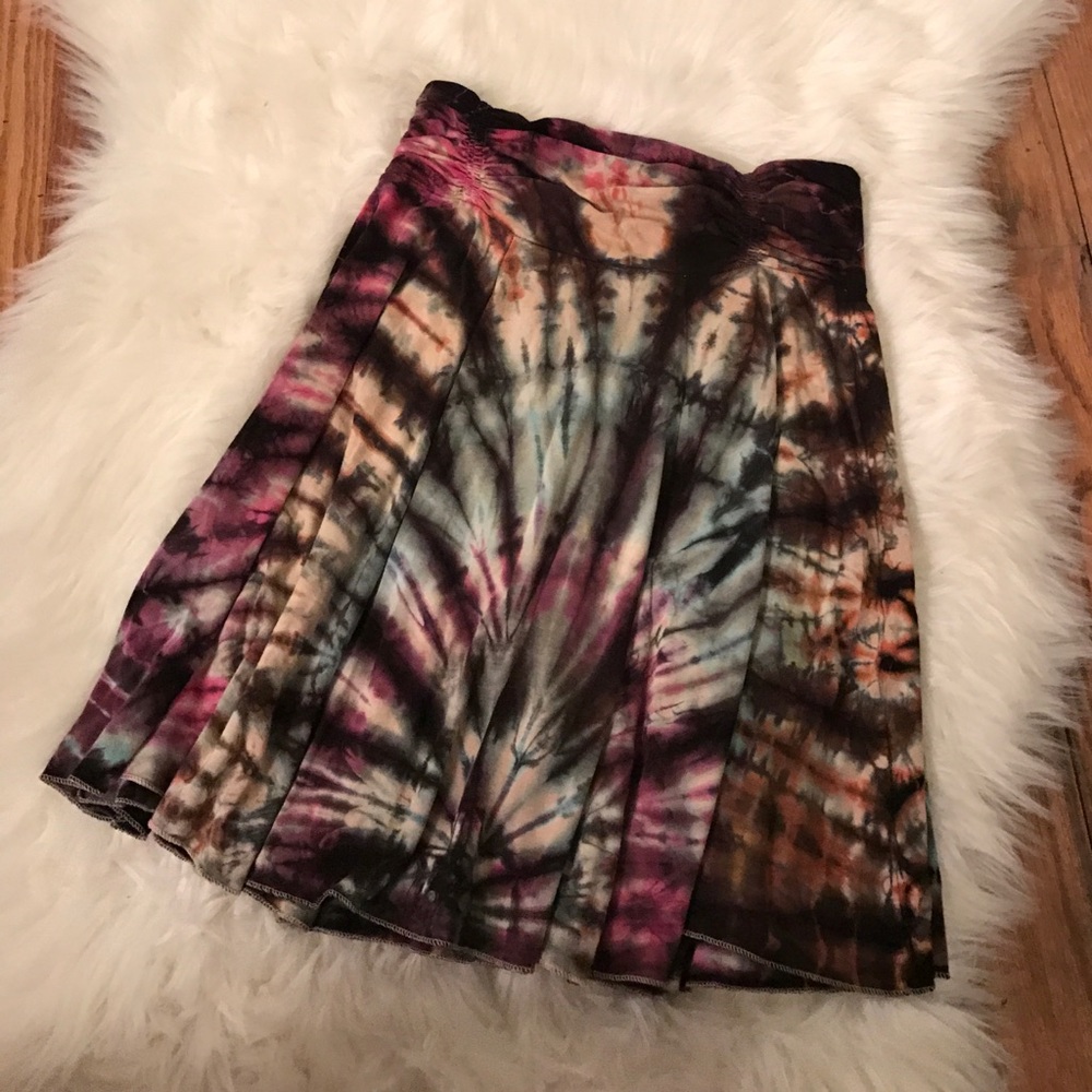 Tie Dye Flowy Miniskirt