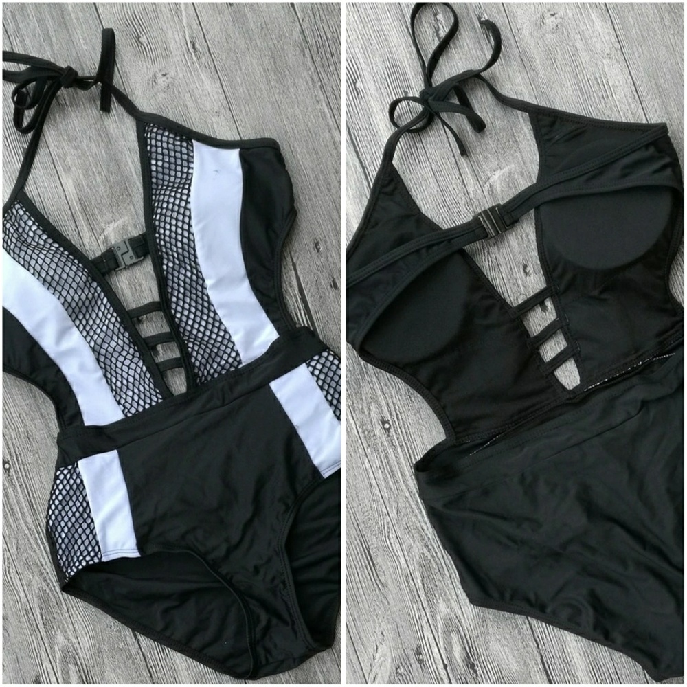 🚨LAST SMALL🚨 Classy Blk White Monokini - Picture 2 of 5