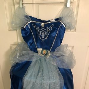 Disney Cinderella dress up size 4-6x nwot