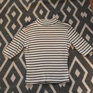 Brandy Melville 3/4 Sleeve Mock Neck Tee