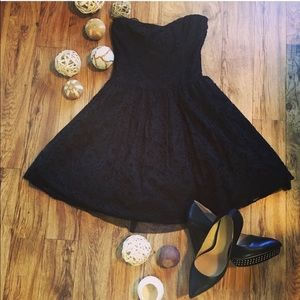 Black strapless dress👗