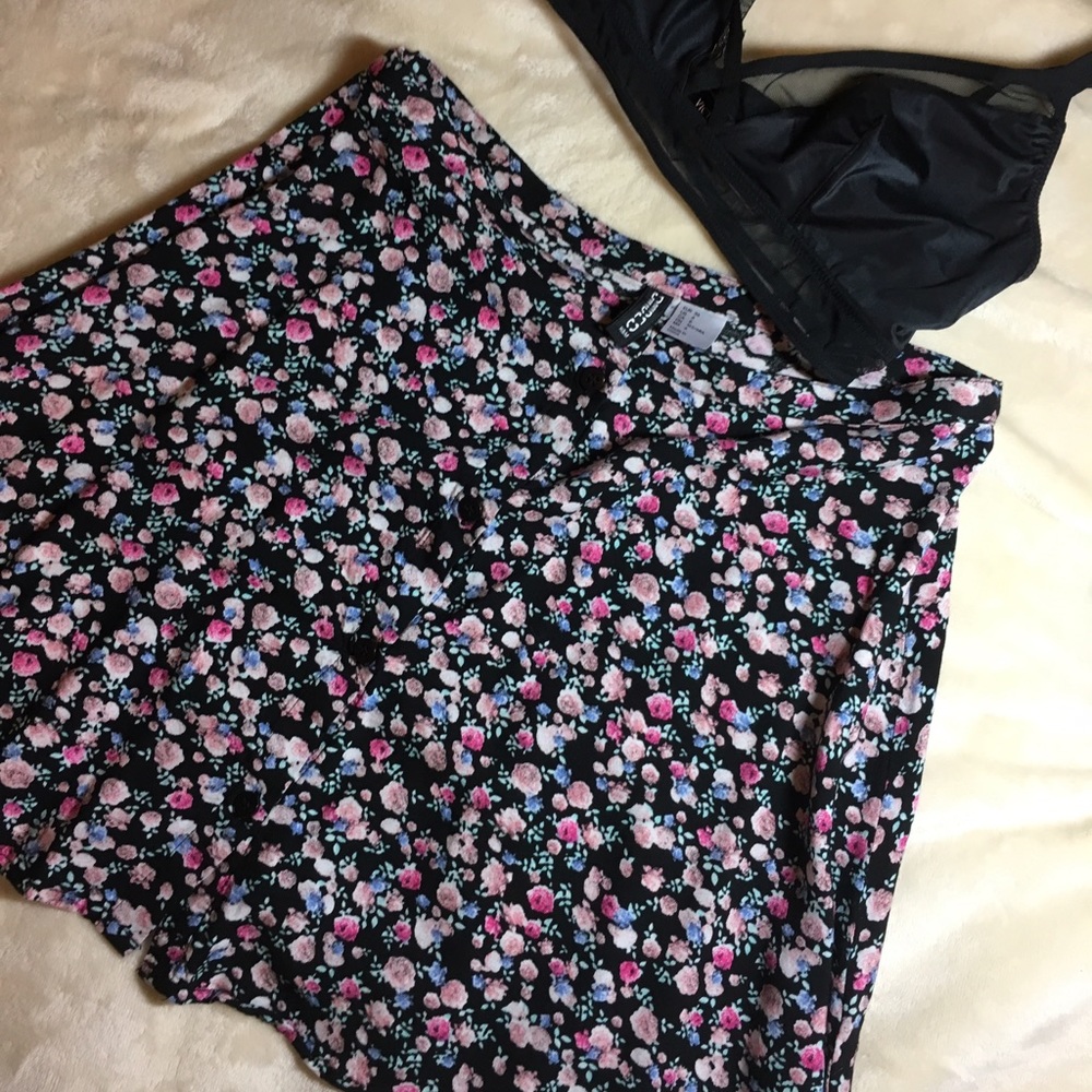 Button up floral skirt