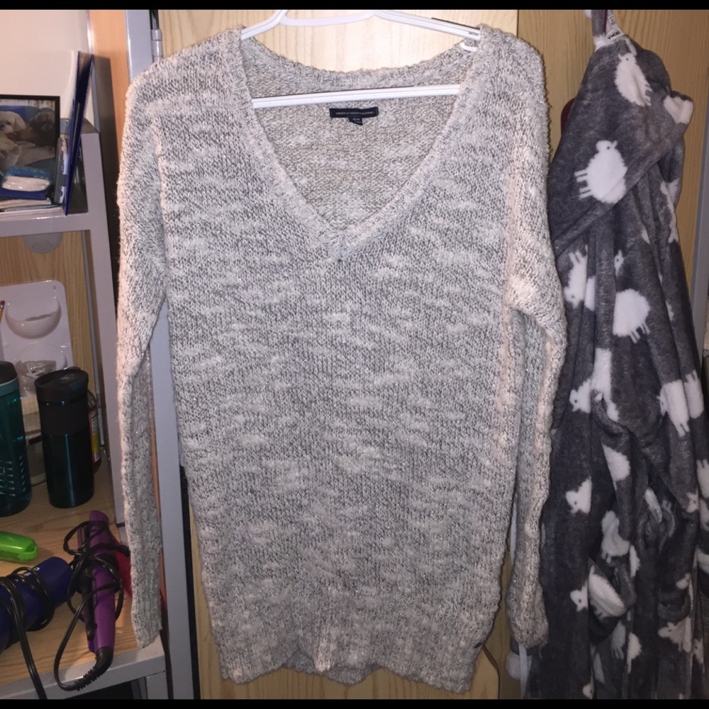 American Eagle Sweater