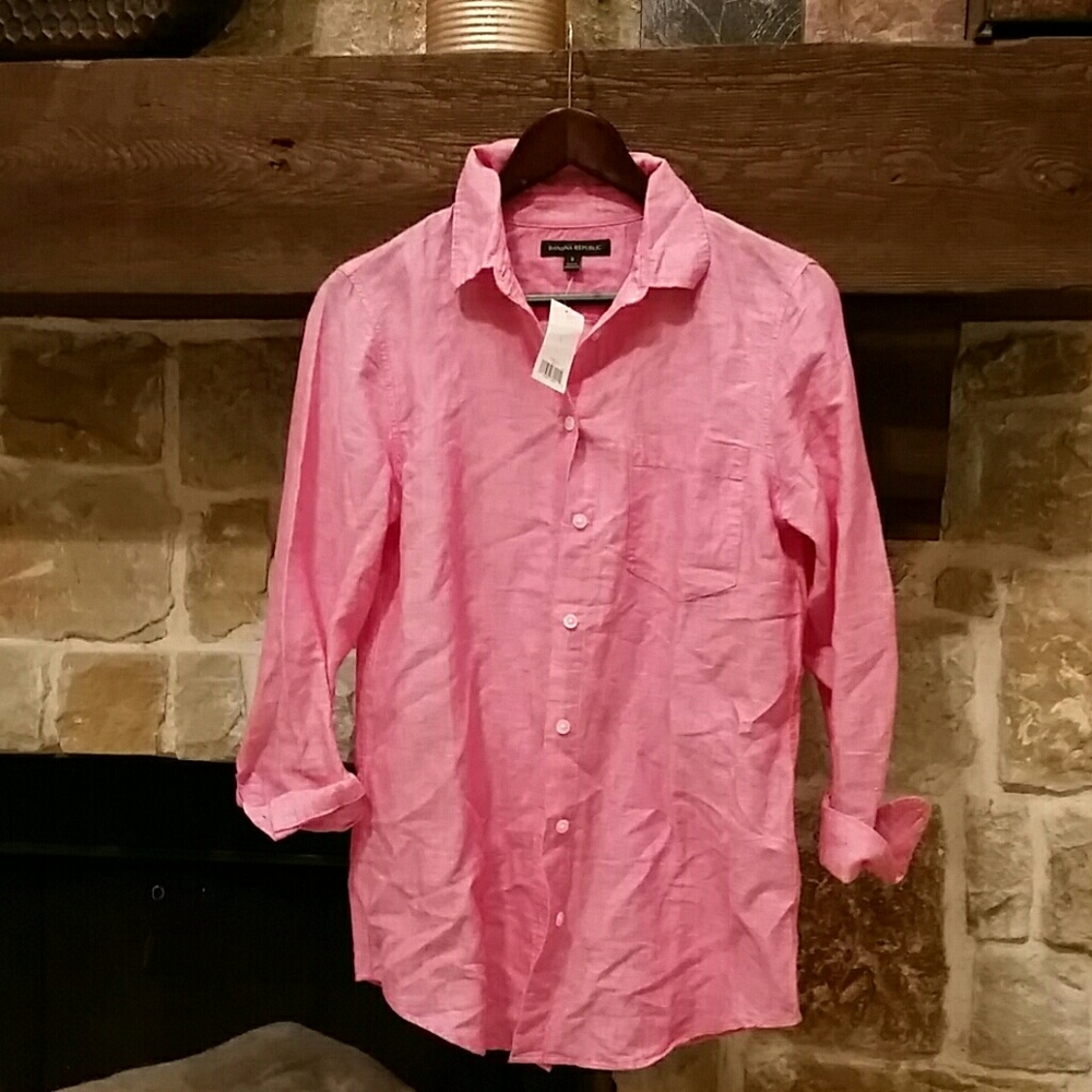 Banana republic NWT button down shirt