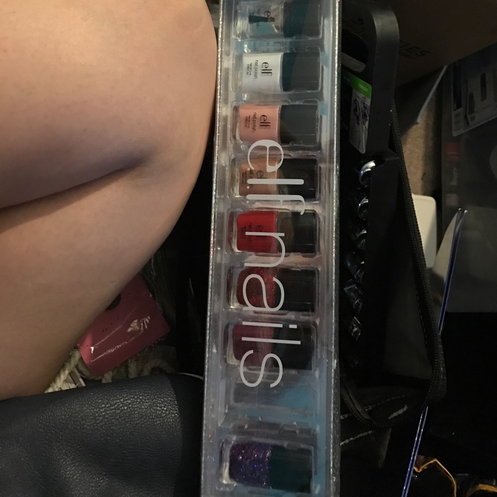 Nail polish set