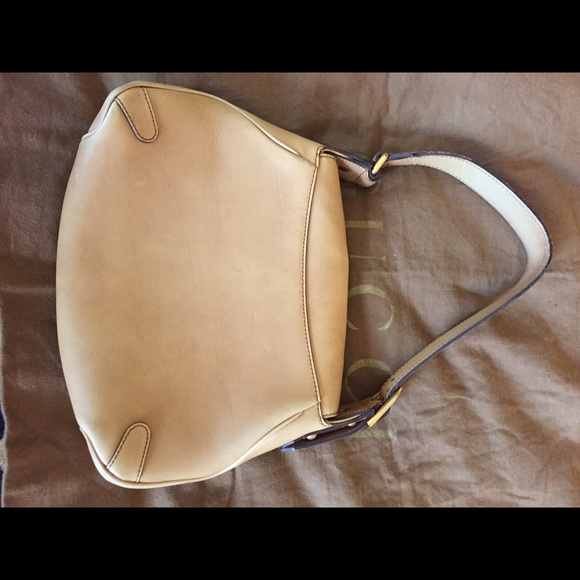 GUCCI Small Chain Satchel Beige! - Picture 2 of 4