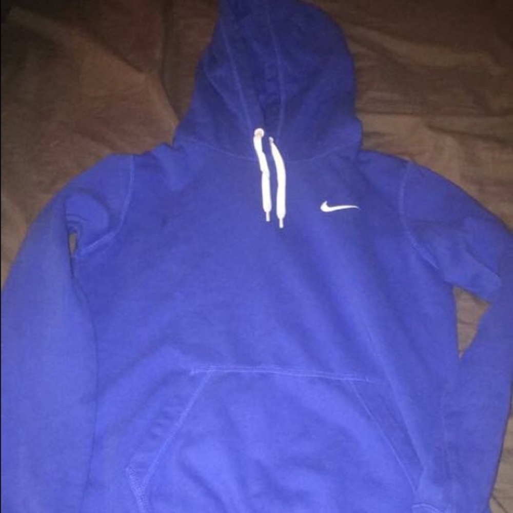 Nike pullover hoodie