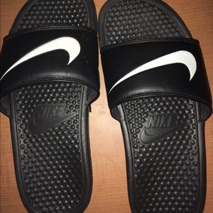 Nike slippers