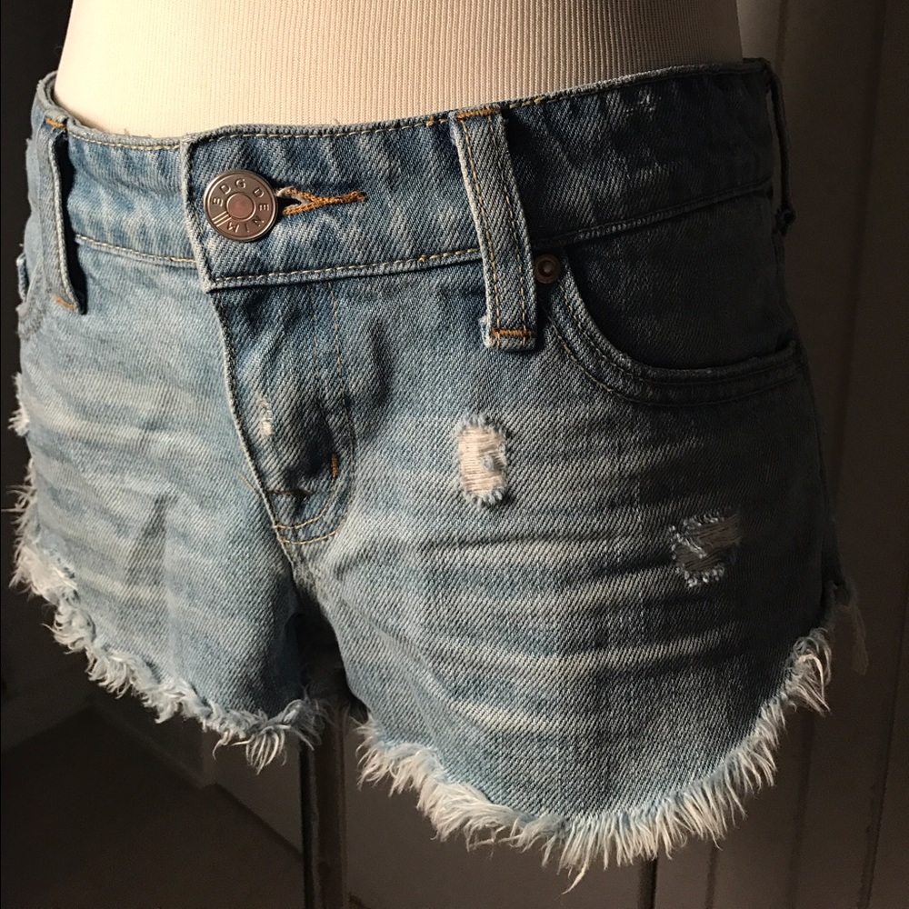 BDG low rise dolphin cut denim shorts