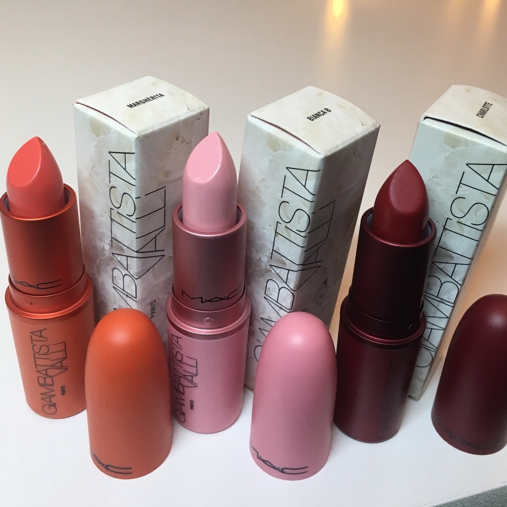 ✨Limited Edition✨ Giambattista Vali - MAC Lipstick