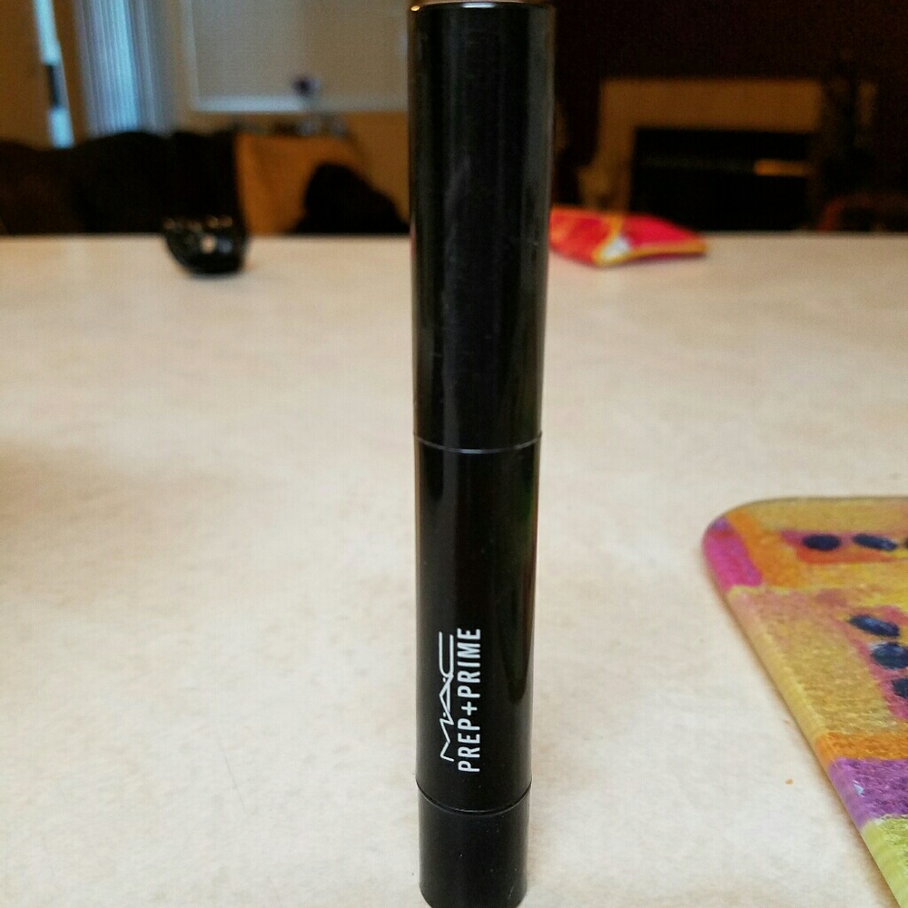 MAC prep n prime in Radiant Rose