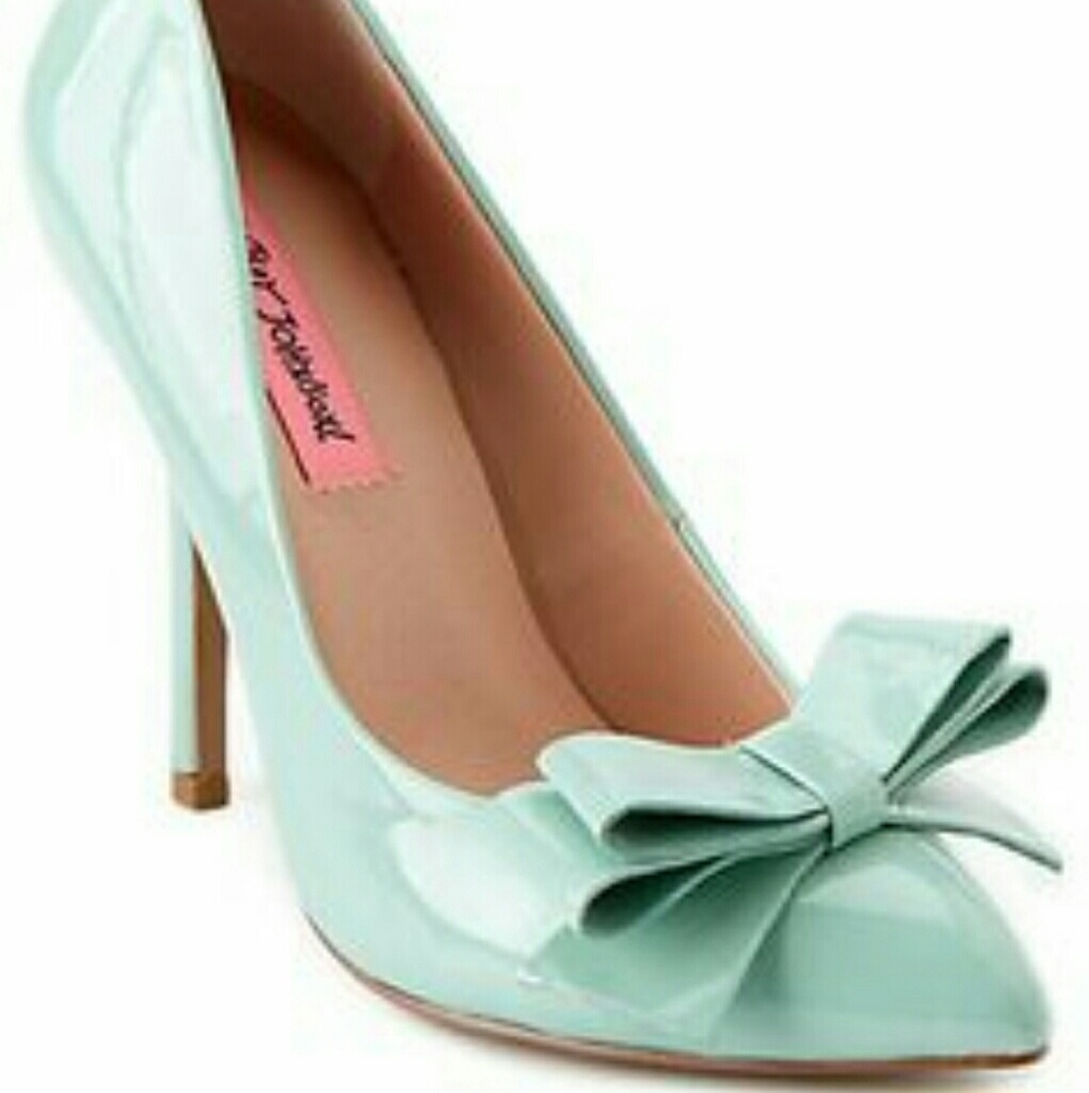 Betsey Johnson Reload Mint Patent Leather Size 8