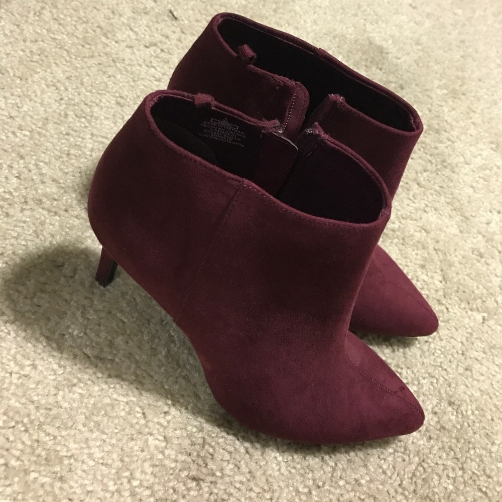 Maroon Heels - Picture 2 of 3