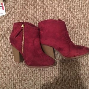Burgundy booties!