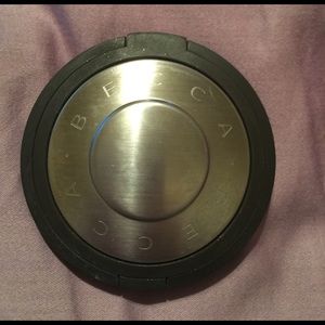 Becca Peal Highlighter