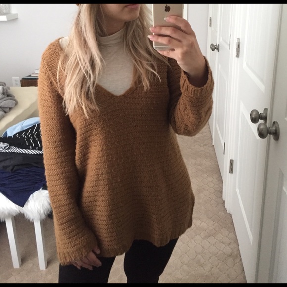 H&M Sweater - Picture 2 of 2