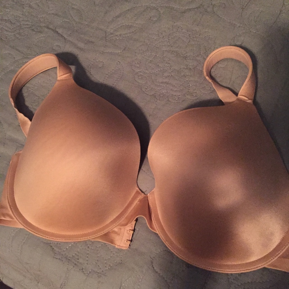 Soma enhancing shape full coverage lace trim bra