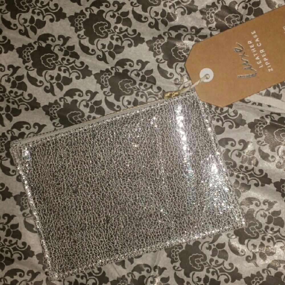 Wristlet
