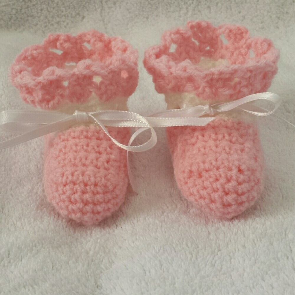 Lace Cuff Booties - Picture 2 of 2